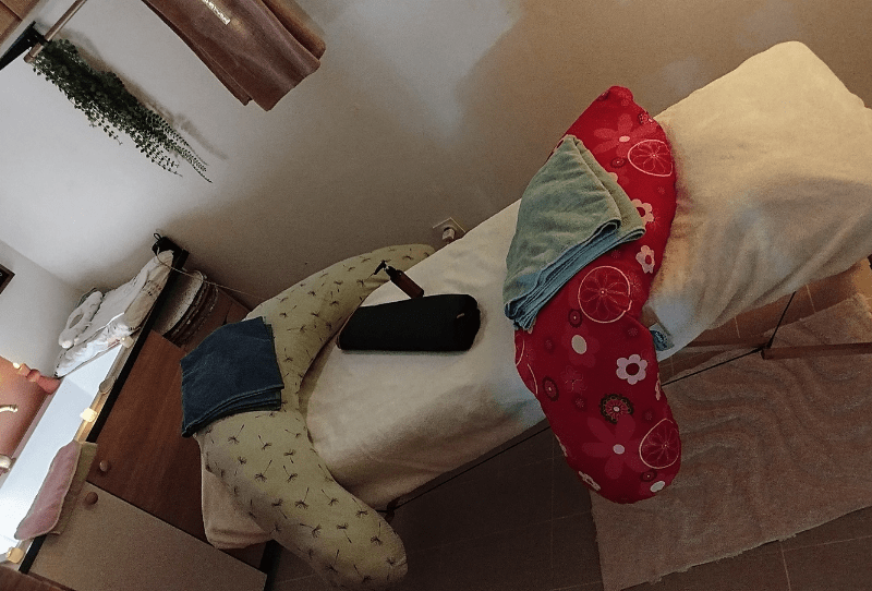 Table de massage femme Voici ma table de massage pour les femmes enceintes pour pendre soin de vous lors de votre grossesse